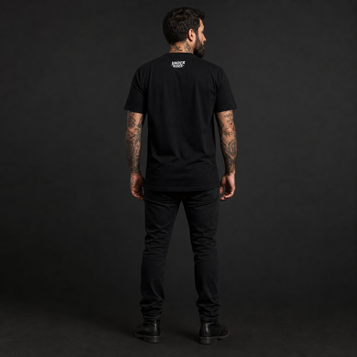 Camiseta Alpha Race — modelo, verso